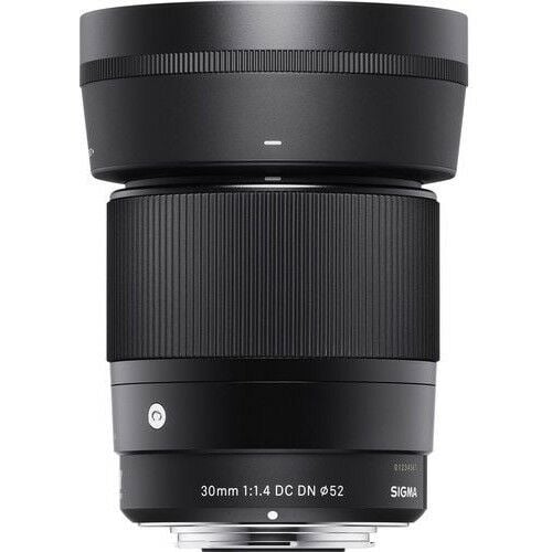 Sigma 30mm f/1.4 DC DN – detay görseli Sigma 30mm f/1.4 DC DN detay görseli