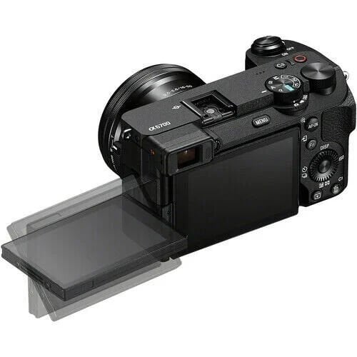 Sony a6700 16-50mm – yakın plan görseli Sony a6700 16-50mm yakın plan görseli