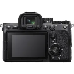 Sony A7 IV 28-70mm F3.5-5.6 Kit Aynasız Full Frame Dijital Fotoğraf Makinesi