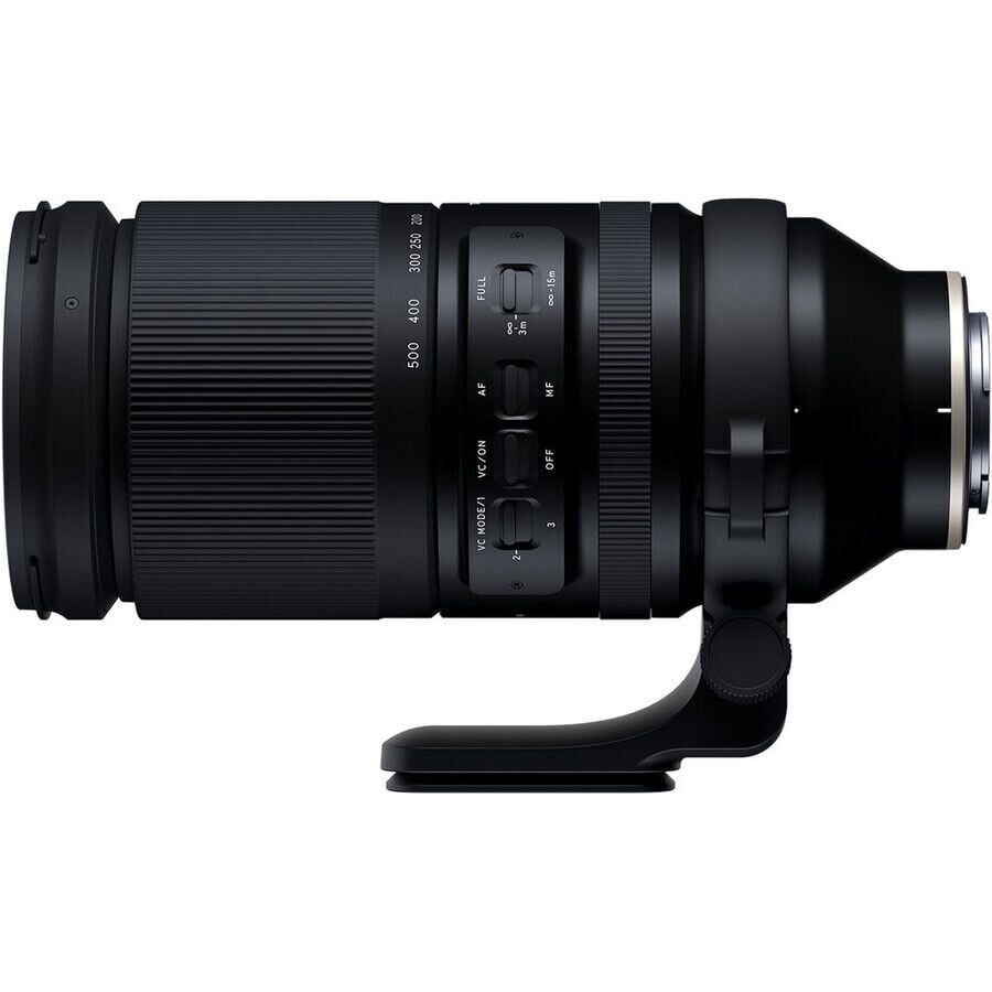 Tamron 150-500mm f/5-6.7 Di III VC VXD – yakın plan görseli Tamron 150-500mm f/5-6.7 Di III VC VXD yakın plan görseli