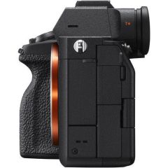 Sony A7 IV Body Aynasız Fotoğraf Makinesi
