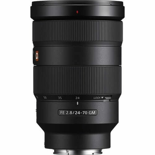 Sony FE 24-70mm F/2.8 GM farklı açıdan görünüm