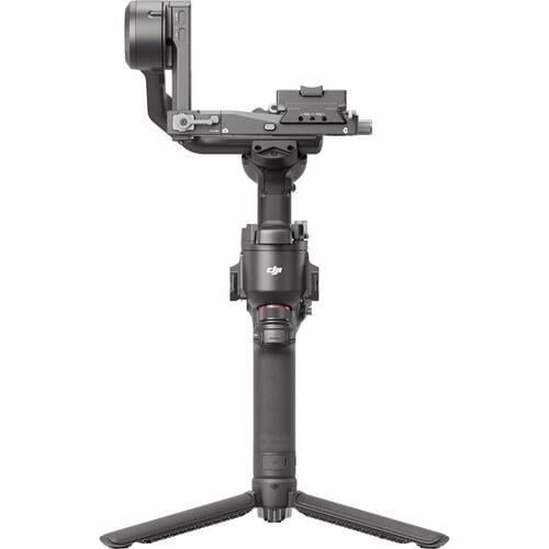 DJI RS 4 Combo – yakın plan görseli DJI RS 4 Combo yakın plan görseli