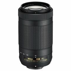 Nikon AF-P DX 70-300mm f/4.5-6.3G ED VR Lens Distribütör Garantili