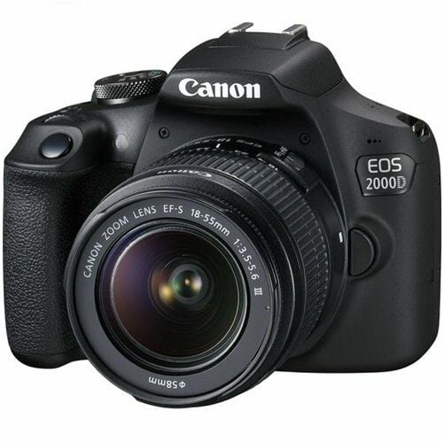 Canon EOS 2000D 18-55mm – yakın plan görseli Canon EOS 2000D 18-55mm yakın plan görseli