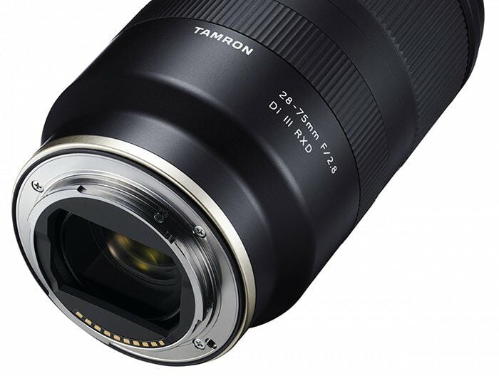 Tamron 28-75mm f/2.8 Di III RXD – detay görseli Tamron 28-75mm f/2.8 Di III RXD detay görseli