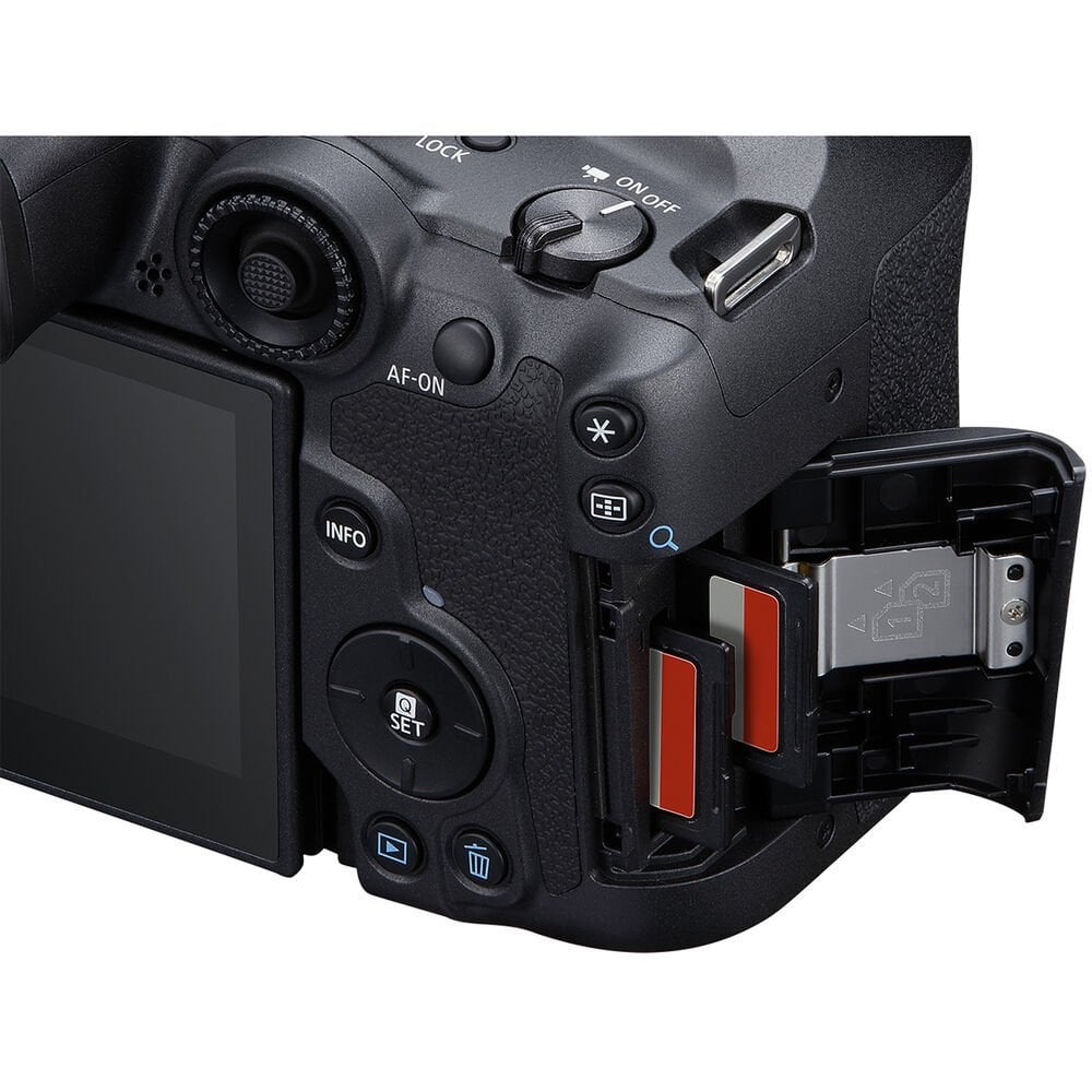 Canon EOS R7 Body – yakın plan görseli Canon EOS R7 Body yakın plan görseli