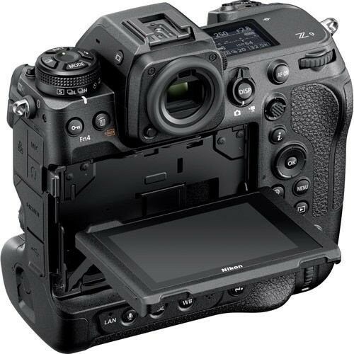 Nikon Z9 – yakın plan görseli Nikon Z9 yakın plan görseli