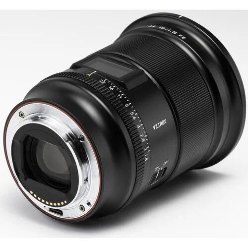 Viltrox AF 16mm f/1.8 FE – farklı açıdan görünüm Viltrox AF 16mm f/1.8 FE farklı açıdan görünüm
