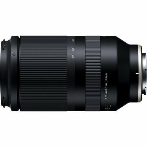 Tamron 70-180mm f / 2.8 Di III VXD farklı açıdan görünüm