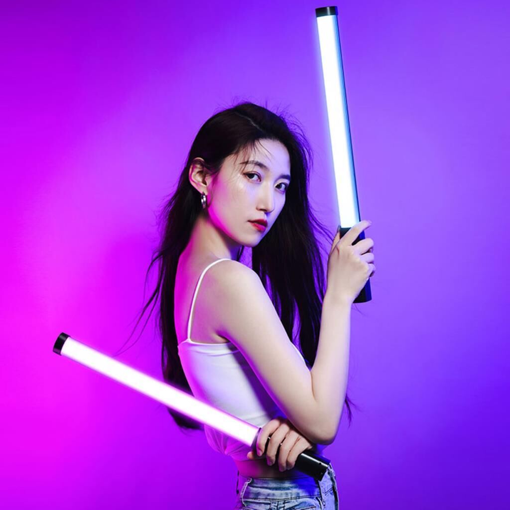 Ulanzi VL119 10W RGB Tüp Led Işık – yakın plan görseli Ulanzi VL119 10W RGB Tüp Led Işık yakın plan görseli