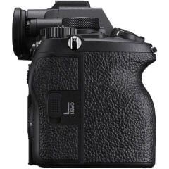 Sony A7R V Body Aynasız Fotoğraf Makinesi (SONY EURASİA GARANTİLİ)