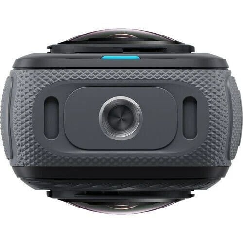 Insta360 X5 – farklı açıdan görünüm Insta360 X5 farklı açıdan görünüm