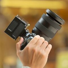 FALCAM F22 Quick Release 360° Rotating V-Mount Plate - F22A5301