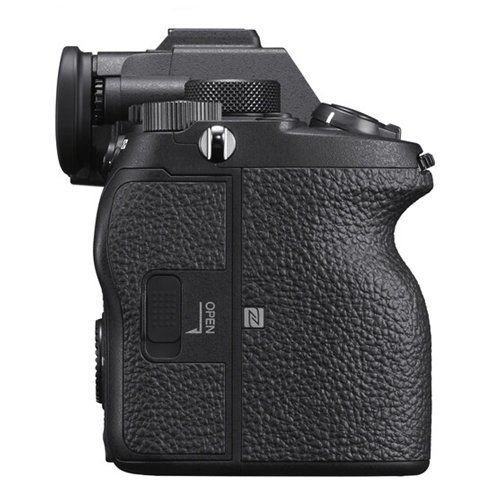 Sony A7S III yakın plan görseli