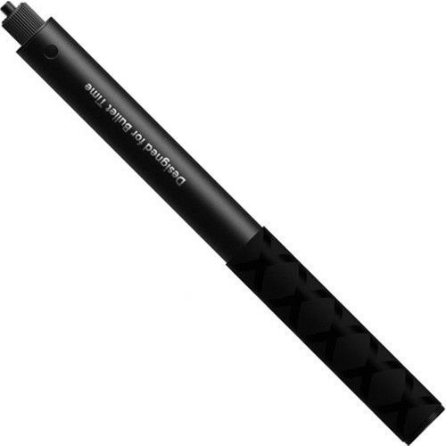 Insta360 Invizble Selfie Stick – farklı açıdan görünüm Insta360 Invizble Selfie Stick farklı açıdan görünüm