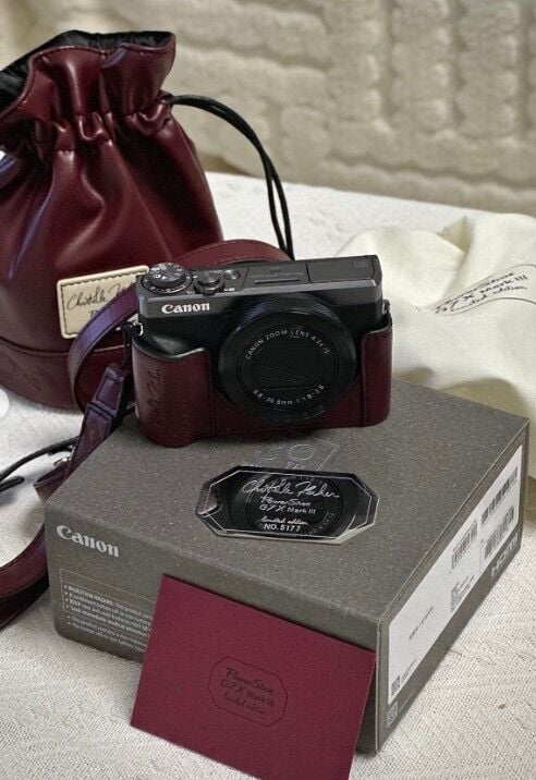 Canon PowerShot G7X Mark III Dijital Fotoğraf Makinesi (Grafit - 30. Yıl Özel)
