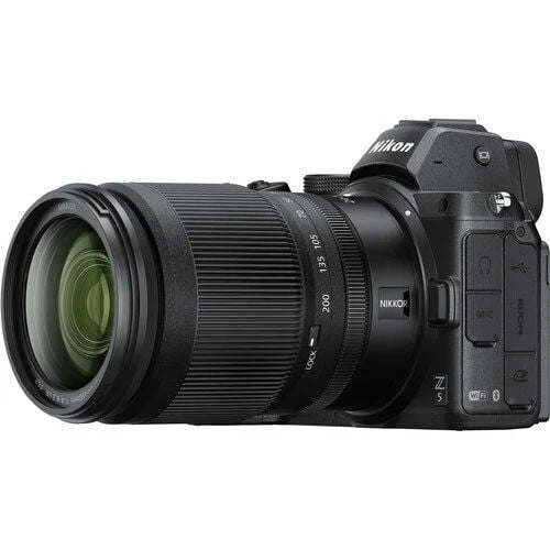 Nikon Z5 – yakın plan görseli Nikon Z5 yakın plan görseli