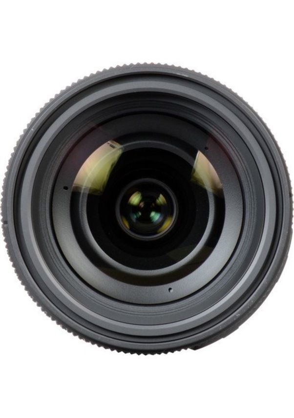 Sigma 24-70mm f/2.8 DG OS HSM – yakın plan görseli Sigma 24-70mm f/2.8 DG OS HSM yakın plan görseli
