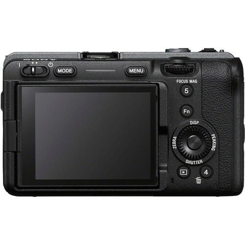Sony FX30 farklı açıdan görünüm