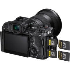 Sony A7R V Body Aynasız Fotoğraf Makinesi