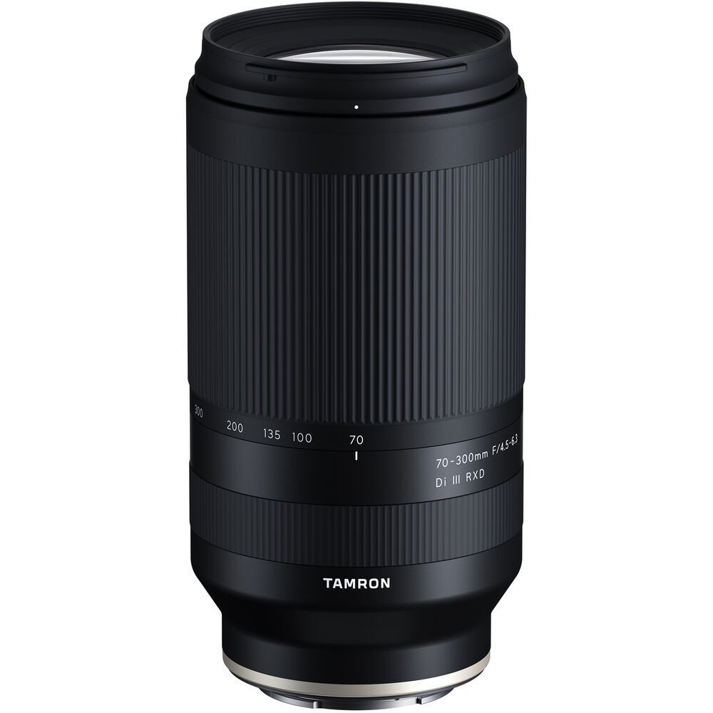 Tamron 70-300mm F / 4.5-6.3 Di III RXD ürün görseli