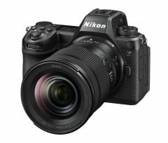 Nikon Z6 III 24-120mm f/4 S Lens