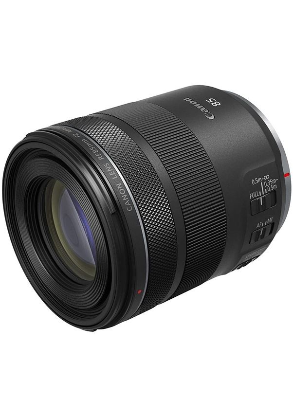 Canon RF 85 mm f/2 Macro IS STM farklı açıdan görünüm