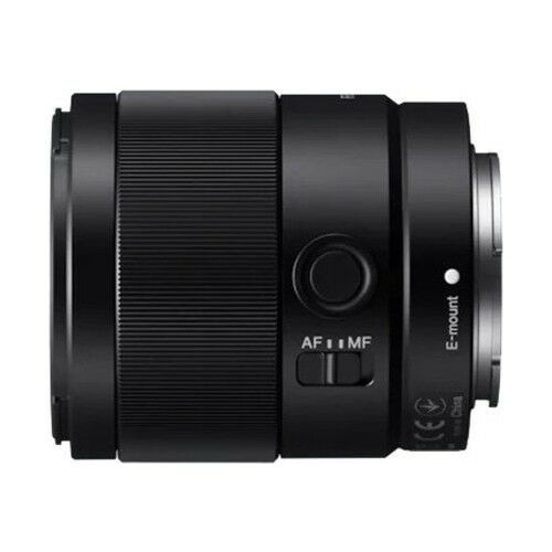 Sony 35mm f/1.8 FE – detay görseli Sony 35mm f/1.8 FE detay görseli